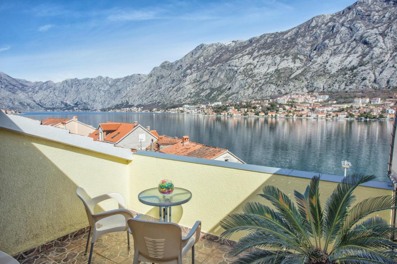 Apartments Bella Vista Kotor Eksteriør billede
